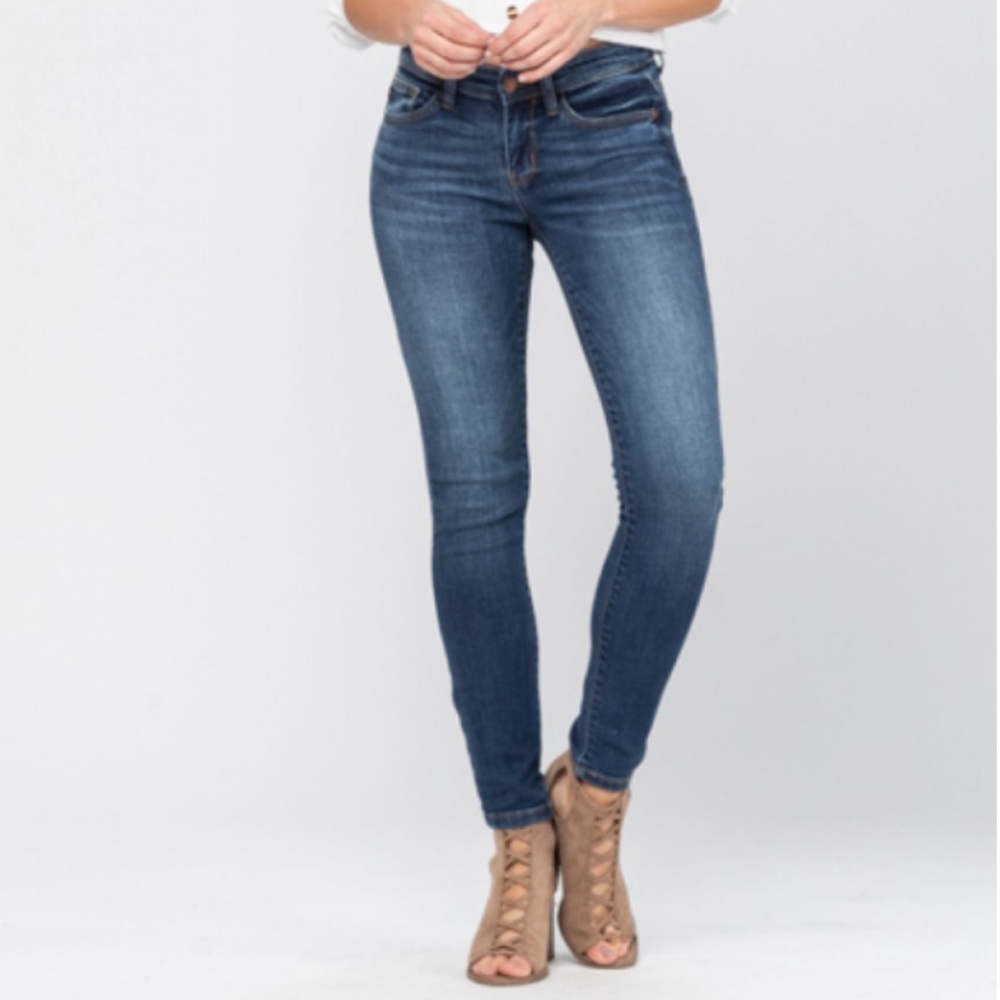 Judy Blue Skinny Jeans Mid-rise 7/28